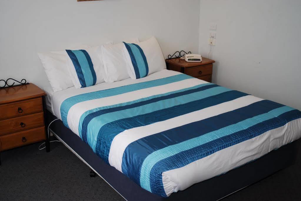 Melton Motor Inn And Apartments Buitenkant foto